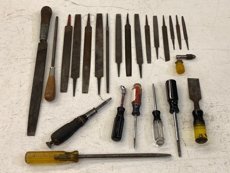 lot 77 image: Assorted Files, Screwdrivers, Etc