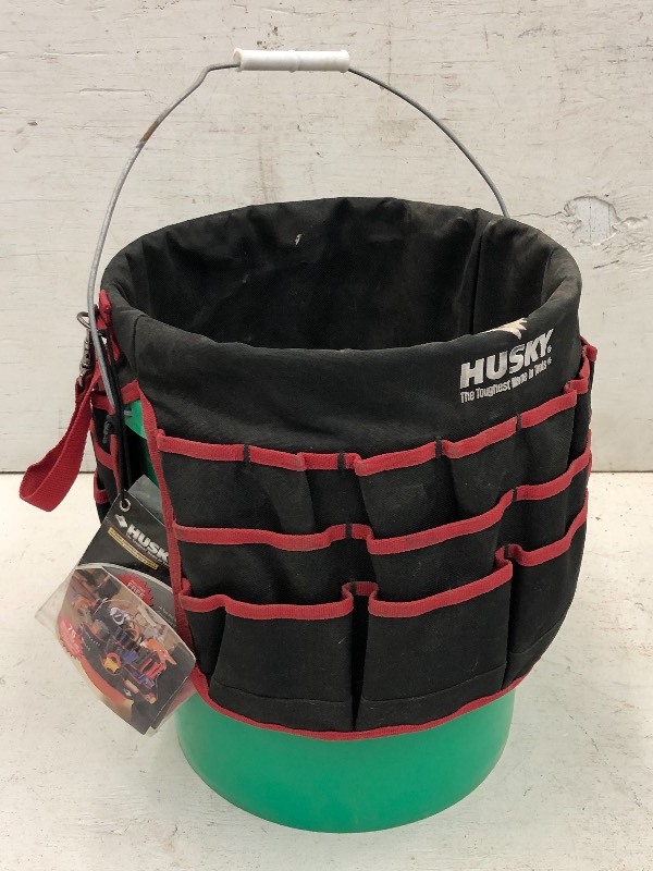 lot 10 image: Husky Bucket Tool Organizer