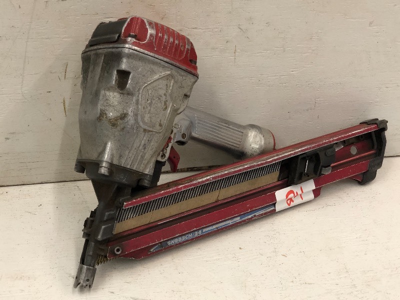 lot 24 image: MAX Framing Nailer