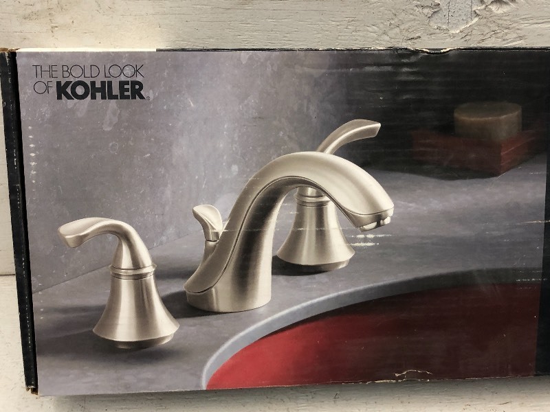 lot 35 image: Kohler Faucet Set
