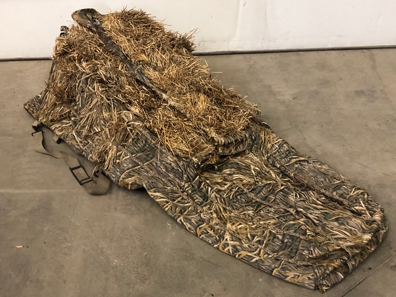 lot 80 image: Finisher-Blind Waterfowl Hunting Blind