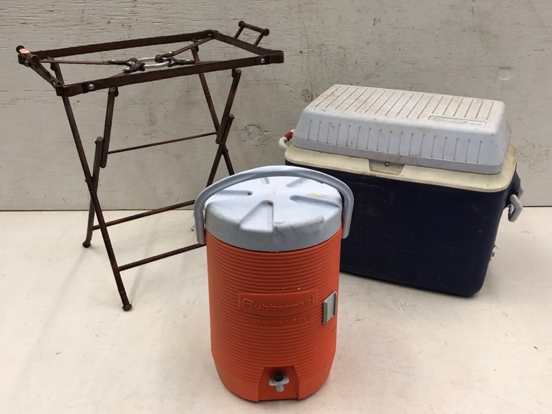 lot 89 image: Camp Cooler, Drink Dispenser, Serving Tray Stand