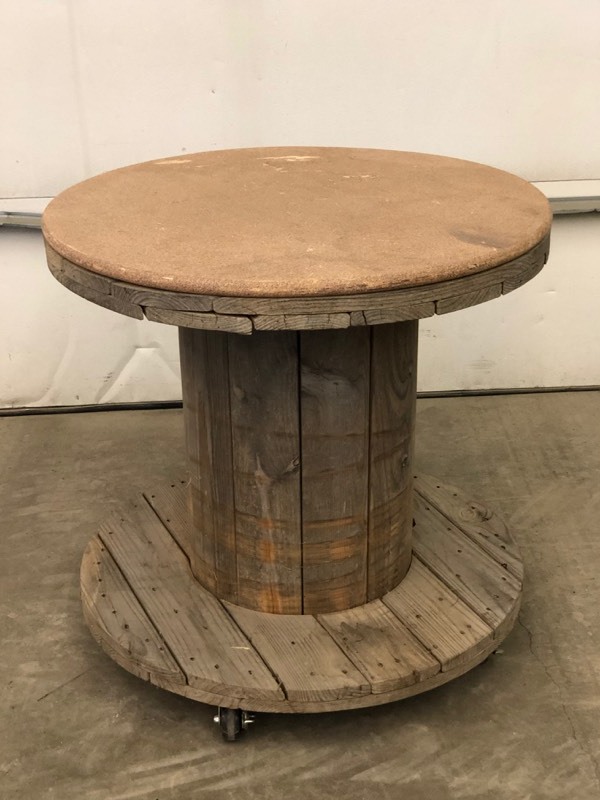 lot 131 image: Wooden Spool Patio Table On Wheels
