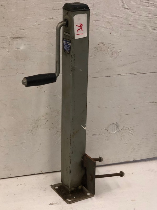 lot 136 image: Fulton 3,000# Trailer Jack