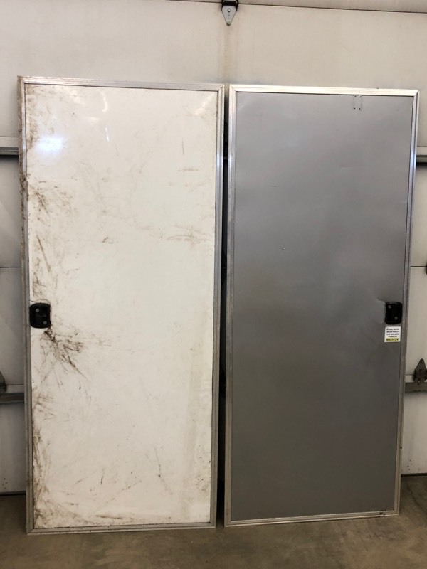 lot 77 image: (2) Insulated Enclosed Trailer Doors