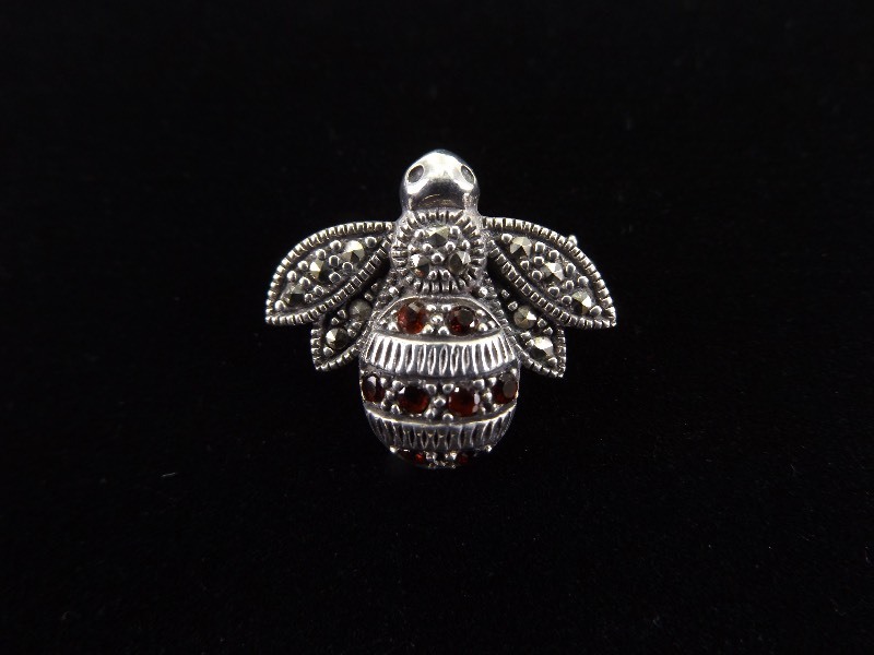 .925 Sterling Silver Garnet Art Nouveau Bee Brooch