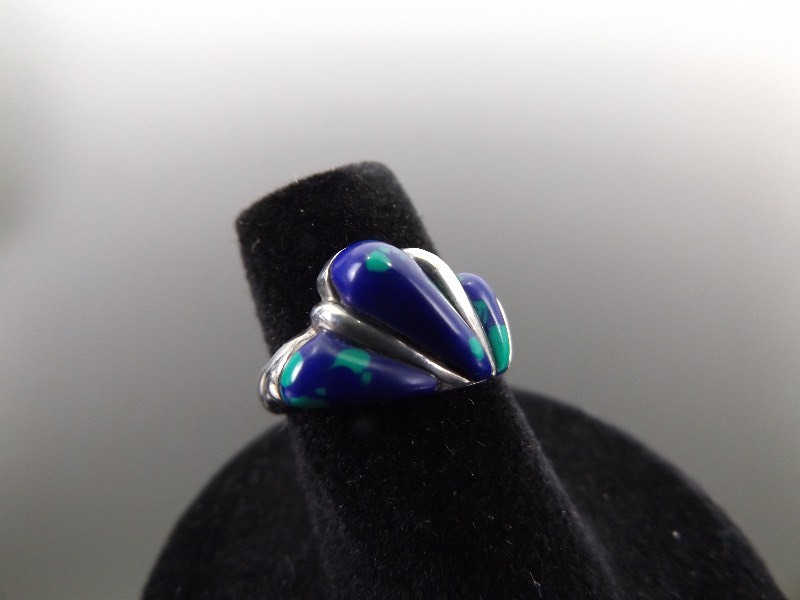.925 Sterling Silver Blue and Green Spotted Glass Ring Size 5.125