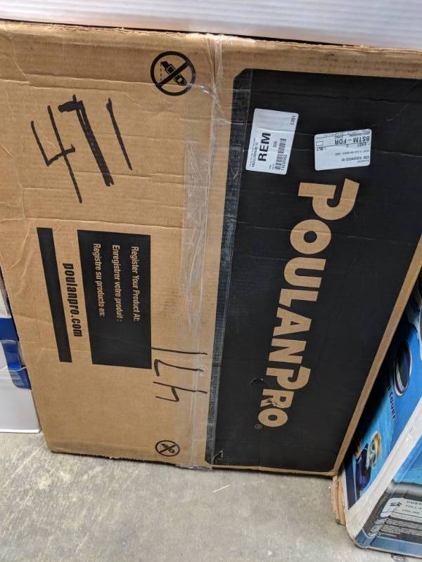 lot 471 image: Poulan Pro 20 Push Gas Lawn Mower - 961120139