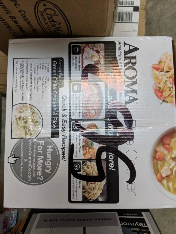 lot 562 image: Aroma 5-Cup Cool Touch Rice Cooker