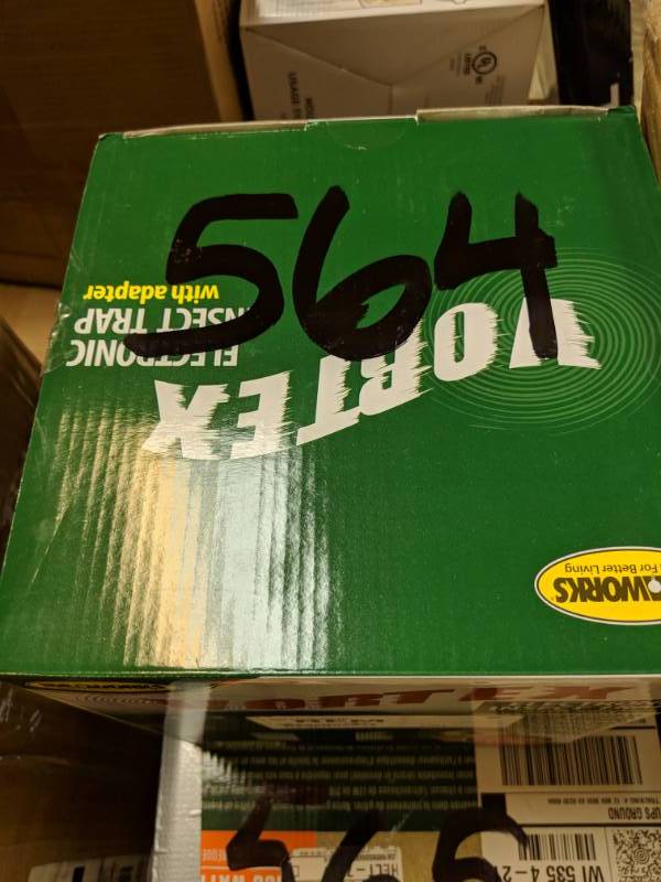 lot 564 image: Vortex IndoorOutdoor Electronic Insect Trap