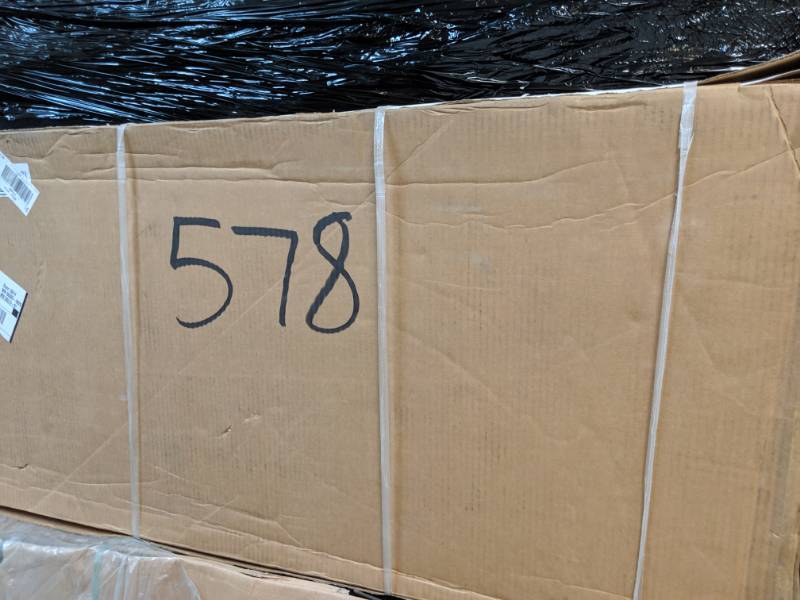 lot 578 image: Lifetime 130-Gal Storage Box
