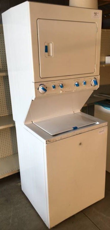 lot 6 image: WasherDryer Combo Unit