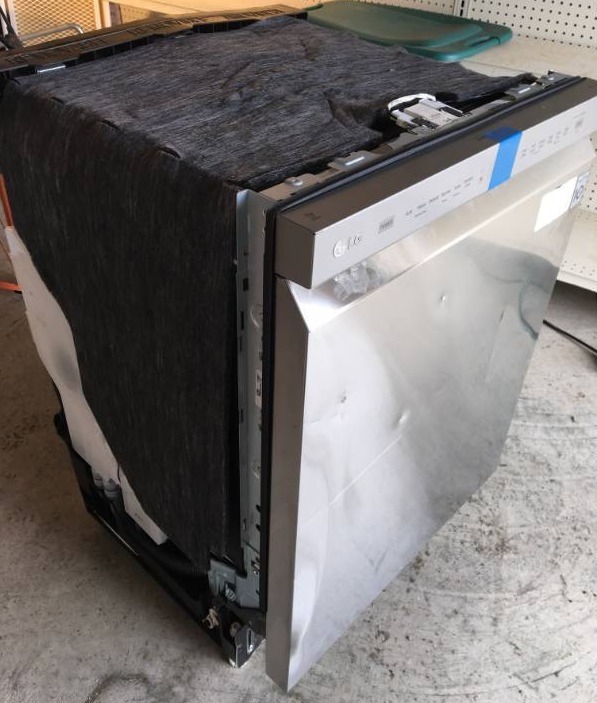 lot 7 image: Dishwasher