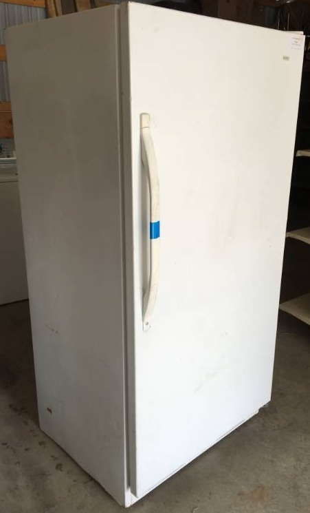 lot 10 image: Freezer