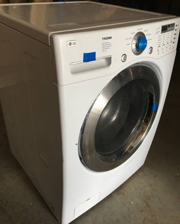lot 20 image: Washing Machine