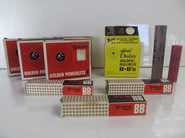 lot 42 image: Old Vintage Air Gun Ammunition & Accessories