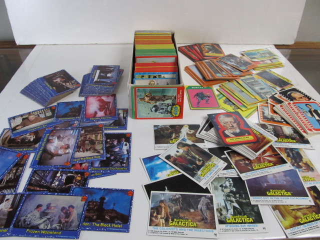 lot 119 image: Large Group of Vintage Non-Sports Cards STAR WARS Battlestar Galactica & Black Hole