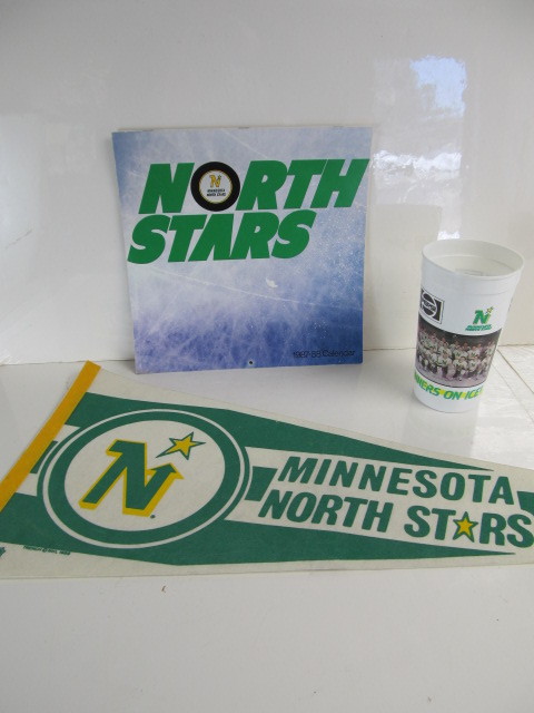 lot 134 image: Vintage MN North Stars Items