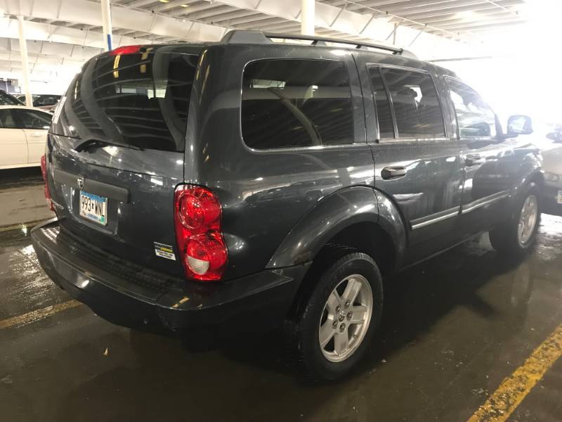 lot 9 image: 2008 Dodge Durango  V8 4x4