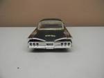 1/24 SCALE JADA TOYS 1960 CHEVROLET IMPALA - LOW RIDER