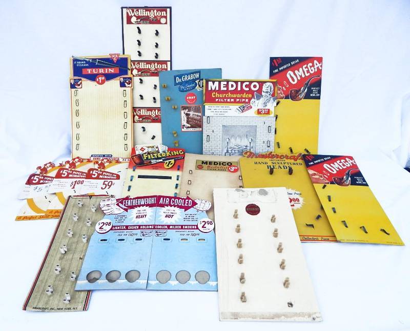 lot 20 image: Lot of Vintage 1940s Tobacco Pipe Sales Display Cards