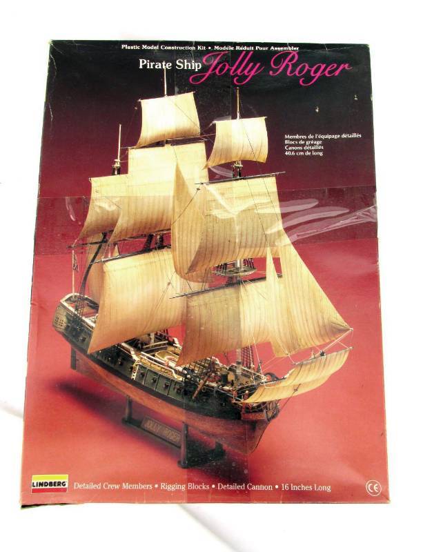 lot 52 image: Vintage Jolly Roger Pirate Ship Model Kit