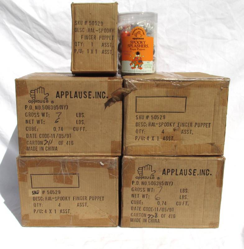 lot 83 image: Lot of 4 Cases of New Spooky Splashers Finger Puppets