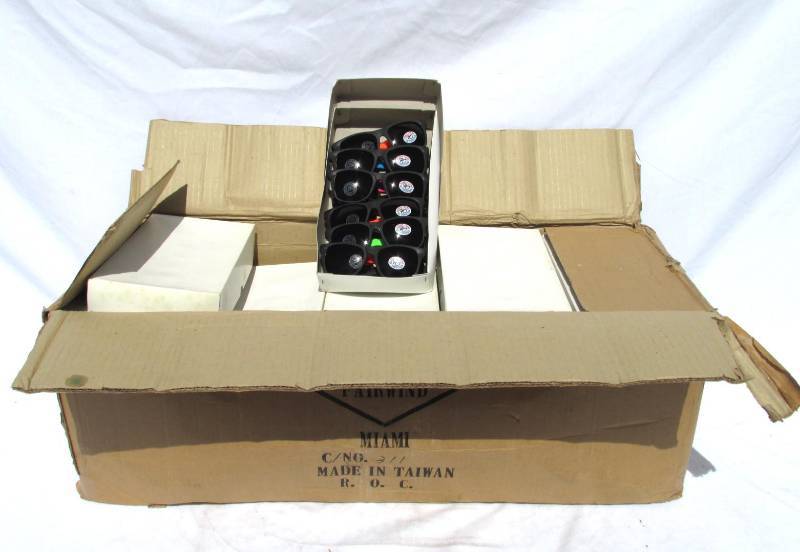 lot 89 image: Huge Case of New Vintage 1990s Old Style Light Beer Sunglasses