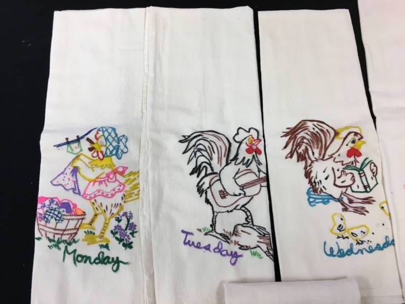 lot 21 image: Lot of Towels