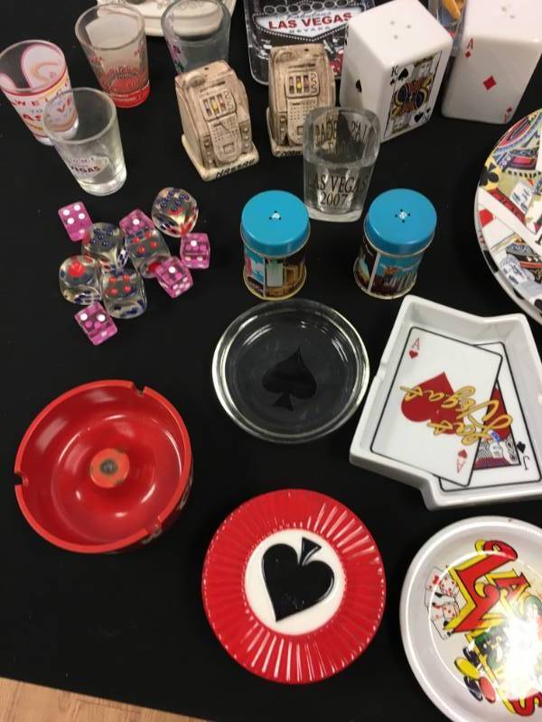 lot 23 image: Massive Lot of Las Vegas Decor