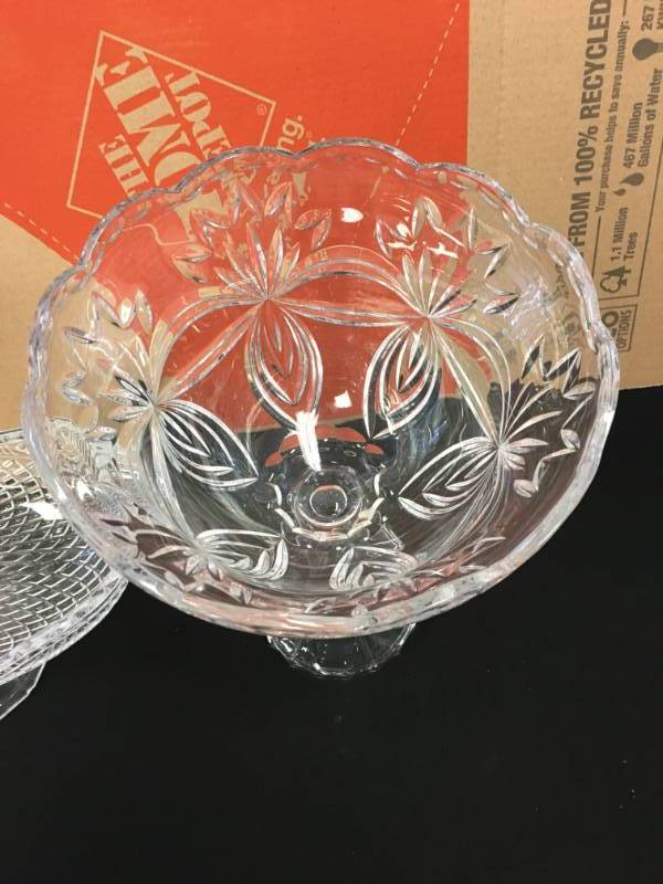 lot 34 image: Home Decor