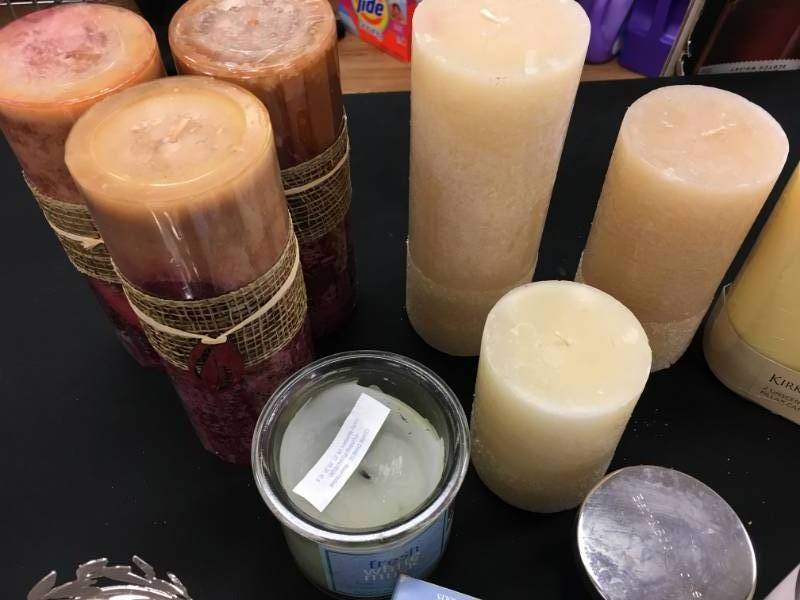 lot 37 image: Home Goods Lot