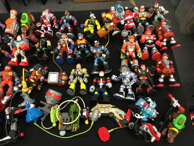 lot 49 image: HUGE LOT OF MATTEL - FISHER PRICE - RESCUE HEROES - ACTION FIGURES AND ACCESSORIES - YOU GET THE EVERYTHING