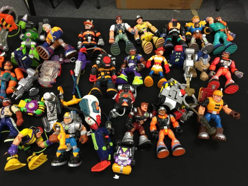 lot 50 image: HUGE LOT OF MATTEL - FISHER PRICE - RESCUE HEROES - ACTION FIGURES AND ACCESSORIES - YOU GET THE EVERYTHING