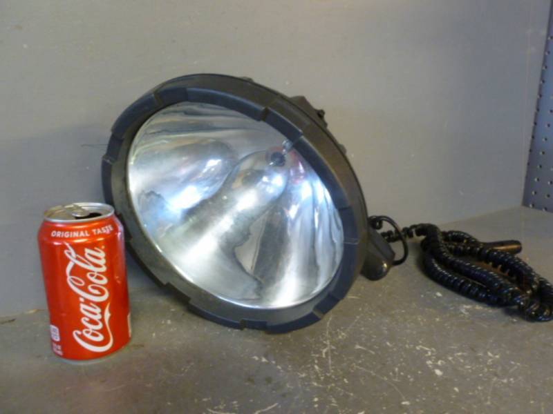 lot 56 image: Spotlight