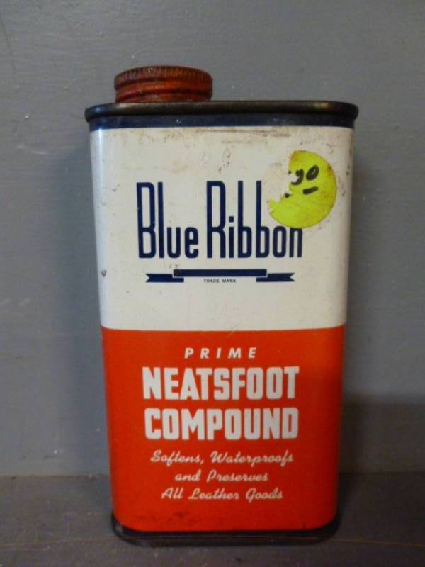 lot 73 image: Vintage Oil Can