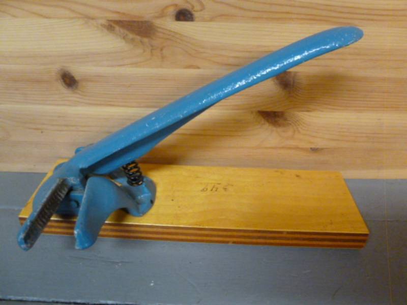 lot 115 image: Vintage Nut Cracker