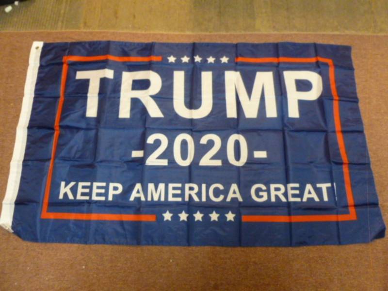 lot 144 image: Trump Flag