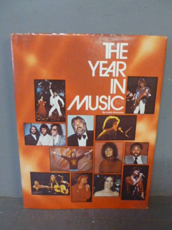 lot 173 image: Collector Book