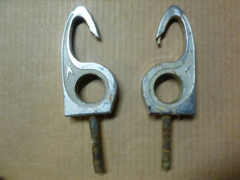 lot 183 image: Vintage Truck Parts