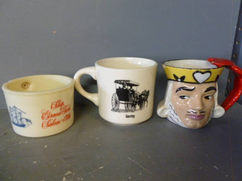 lot 188 image: Vintage Shaving Mugs