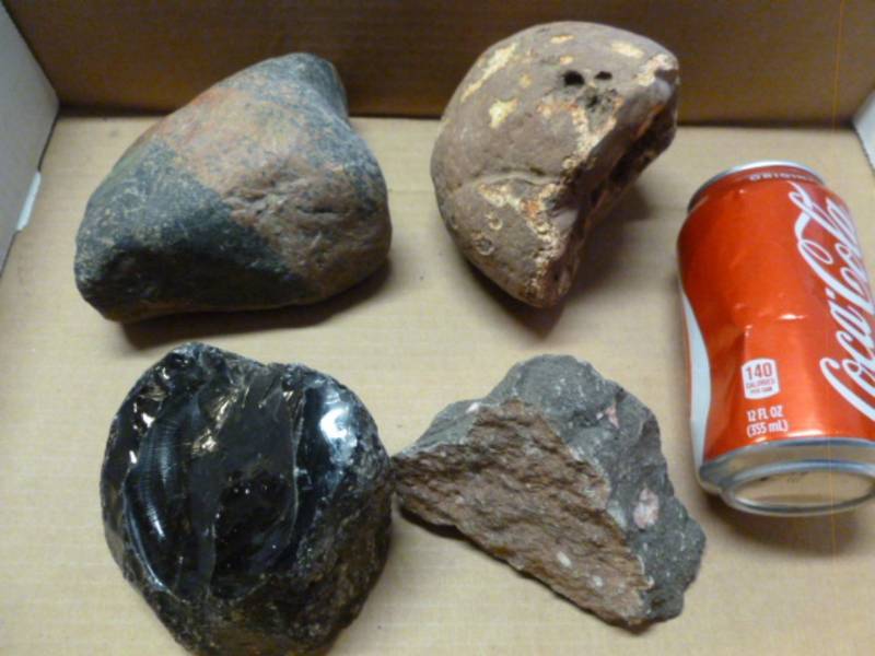 lot 208 image: Collector Rocks