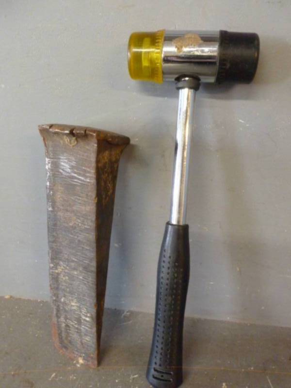 lot 231 image: Tools