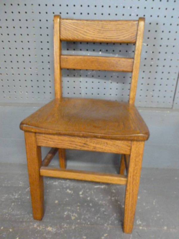 lot 255 image: Vintage Kids Chair