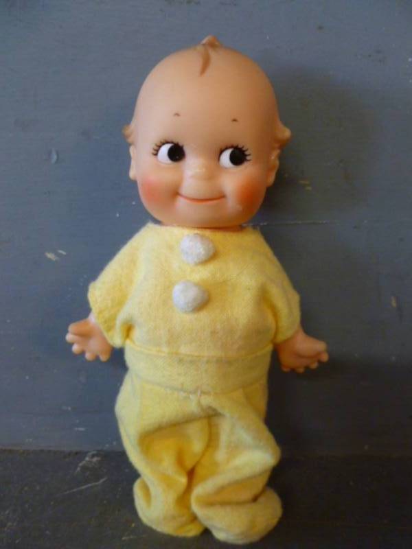 lot 307 image: Vintage Doll