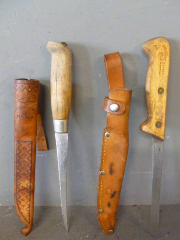 lot 329 image: Fillet Knives