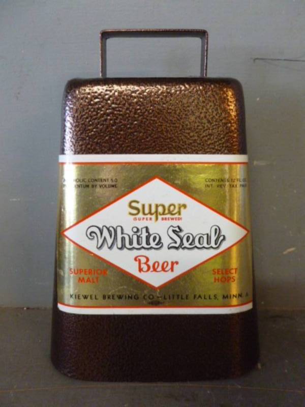 lot 343 image: Cow Bell Decoration