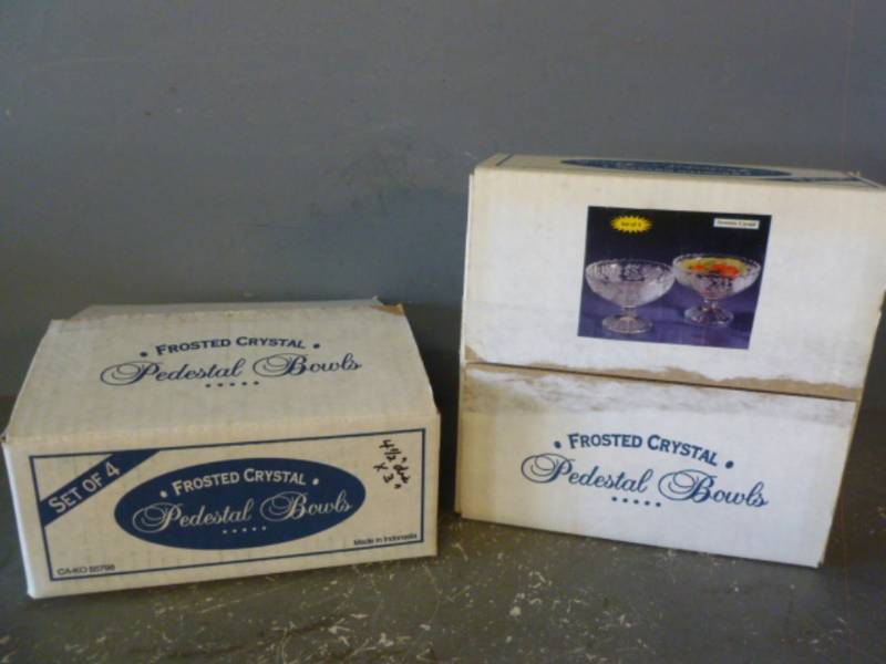 lot 367 image: New Crystal Bowls