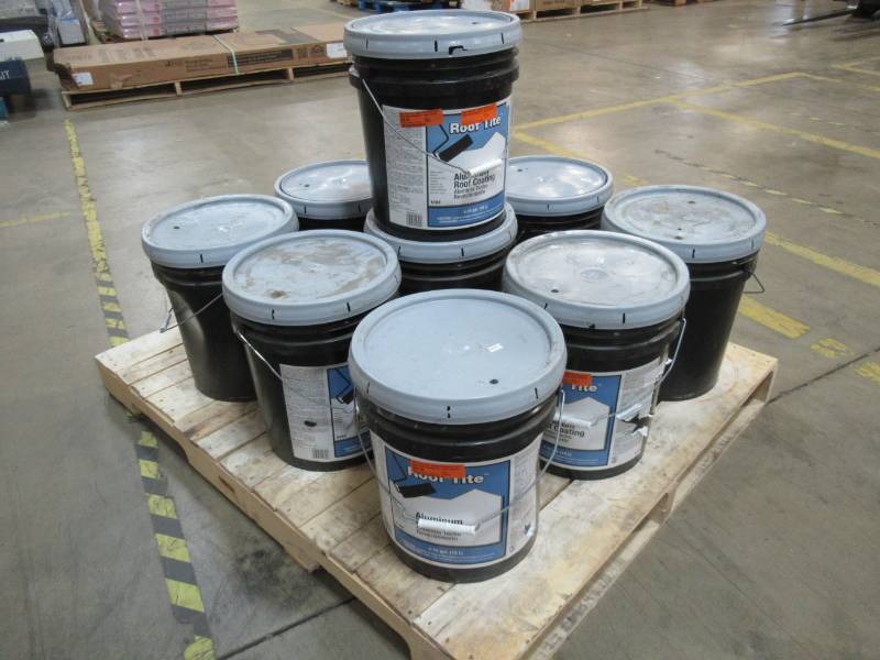 lot 28 image: 10 Containers of Roof Tite 4.75-Gallon Aluminum Reflective Roof Coating 5182-A-30