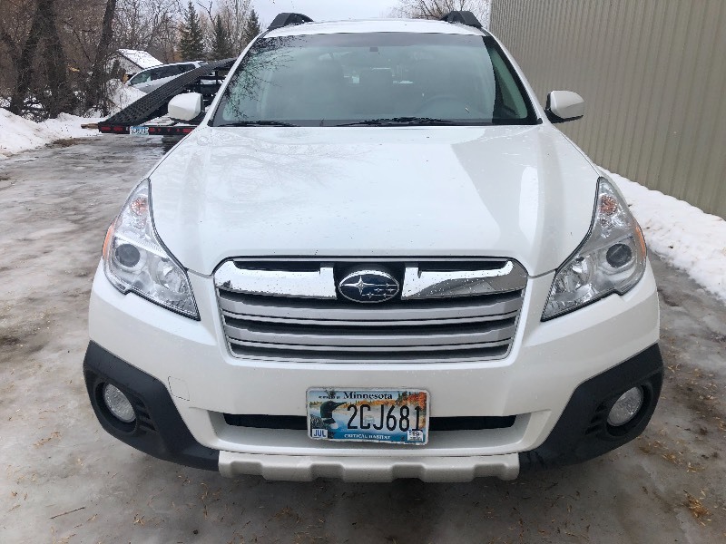 2014 SUBARU OUTBACK LIMITED NO RESERVE
